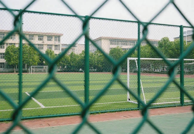 广东省省级重点高级中学篮球场围网标准化改造应用案例