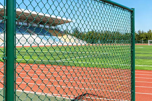 别为球场围网花冤枉钱!4 大选购要点 + 1 个省心推荐,建设者必看(图2) 别为球场围网花冤枉钱!4 大选购要点 + 1 个省心推荐,建设者必看(图2)