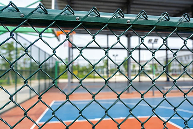 球场围网多少钱一平米?别被低价套路,优质款这样选不亏!(图2) 球场围网多少钱一平米?别被低价套路,优质款这样选不亏!(图2)