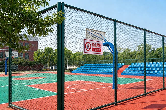 球场围网采购避坑指南！河北源头厂家，省一半钱还抗造(图1)