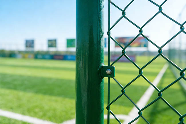 球场围网生产厂家哪家靠谱？甄特护栏用实力说话(图2)